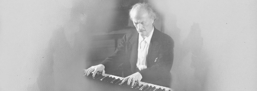 home-slide-paderewski-pianist